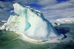 ANT1106_1127_ICEBERG ON THE ICED SURFACE OF WEDDELL SEA (ANTARCTICA)